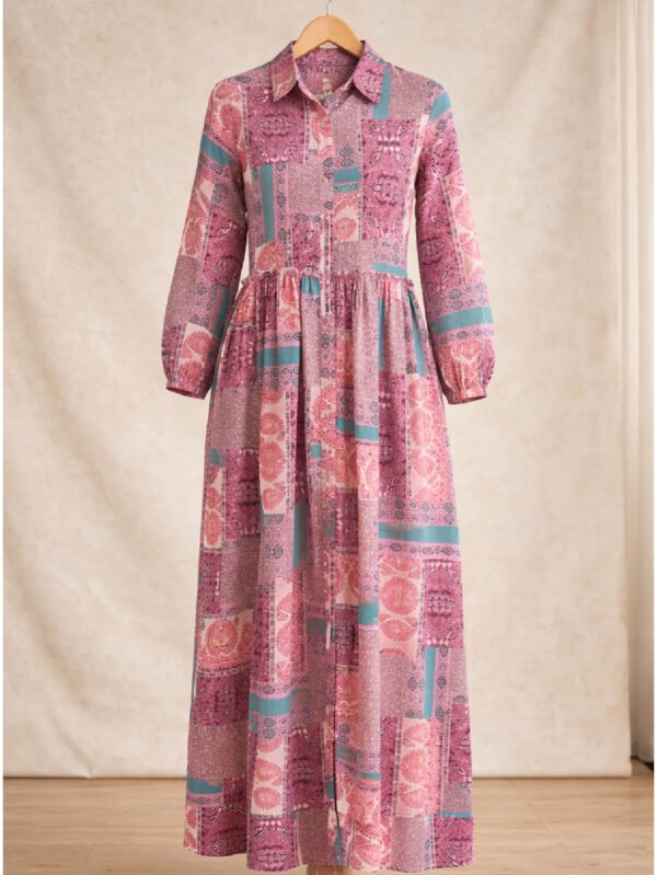 فستان مزخرف بستايل ناعم أنيق