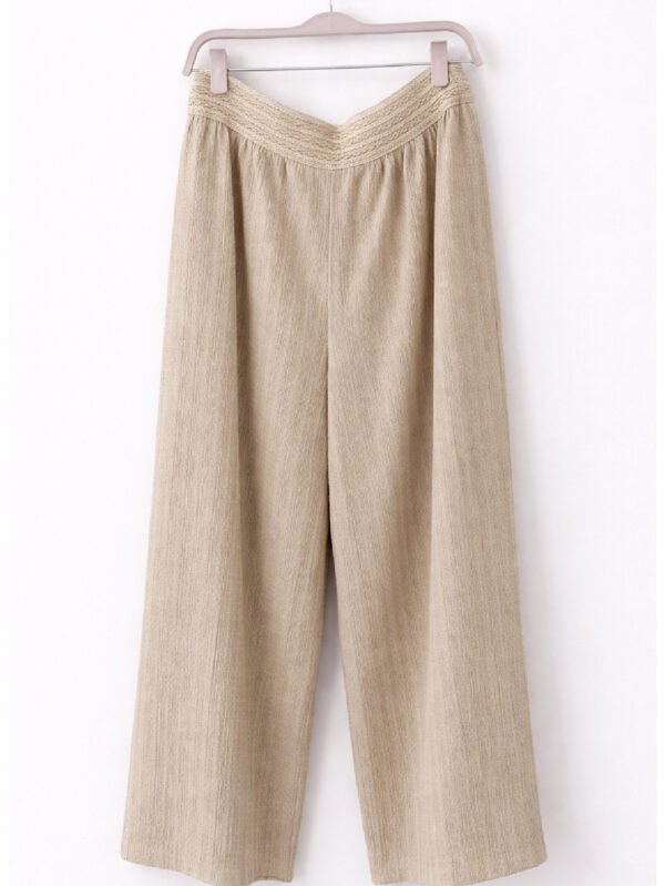 بنطلون حريمي واسع بخصر مطاطي – ستايل مريح أنيق باللون البيج