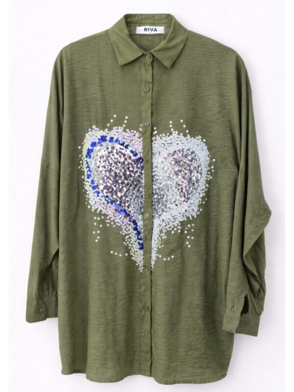 قميص حريمي واسع بتطريز قلوب لامعة – ستايل كاجوال شيك