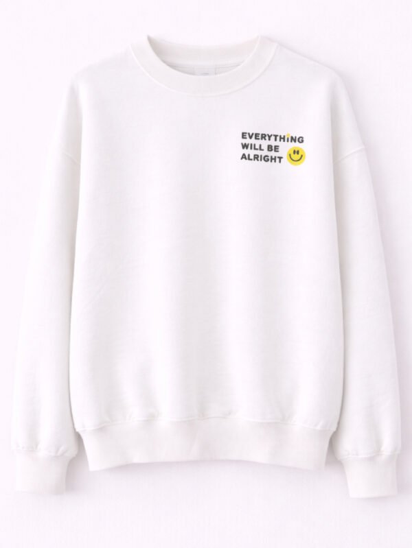 سويت شيرت حريمي أوف وايت بطبعة – ستايل كاجوال مريح