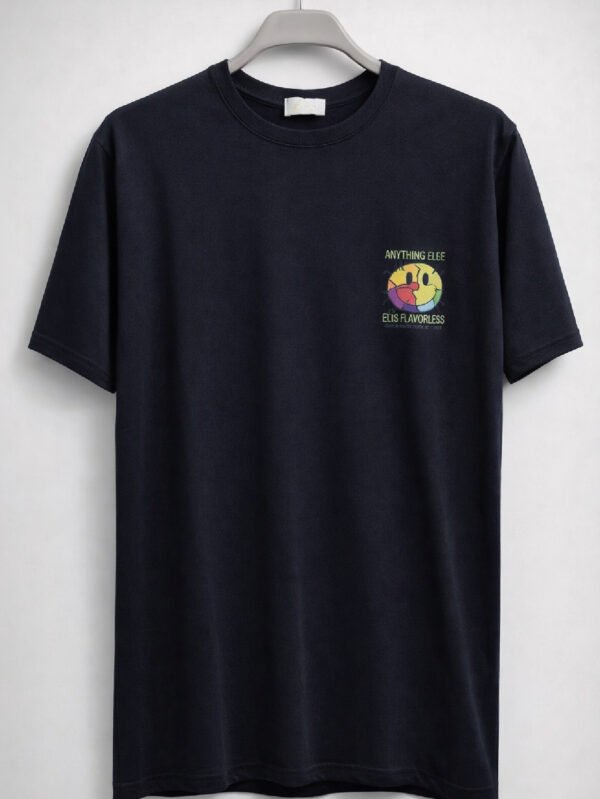 تيشيرت حريمي أسود بطبعة صغيرة – ستايل بسيط وشيك