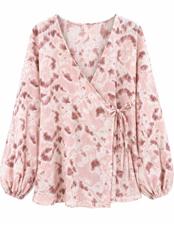 بلوزة حريمي لف ستايل شيك وكاجوال