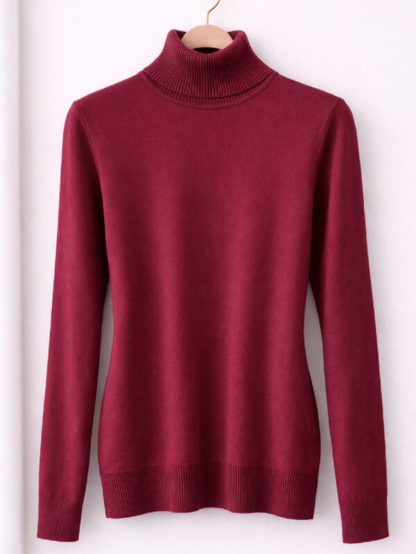 بلوفر حريمي رقبة عالية سادة تريكو شتوي بستايل ناعم