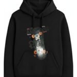 هودي حريمي بطبعة جرافيك مختلفة - أسود